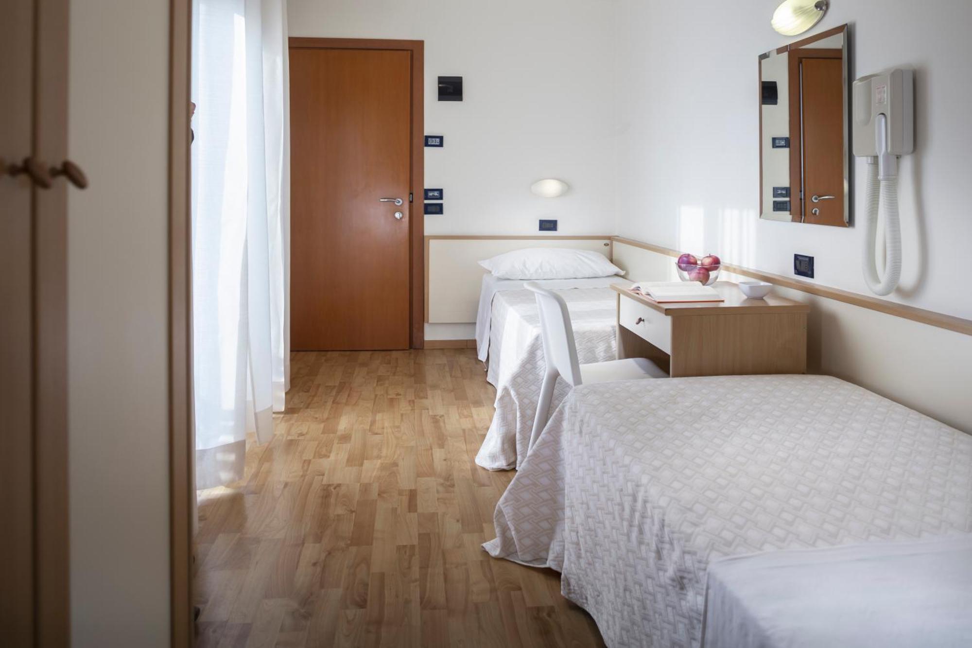 Hotel Baltic Rimini Extérieur photo