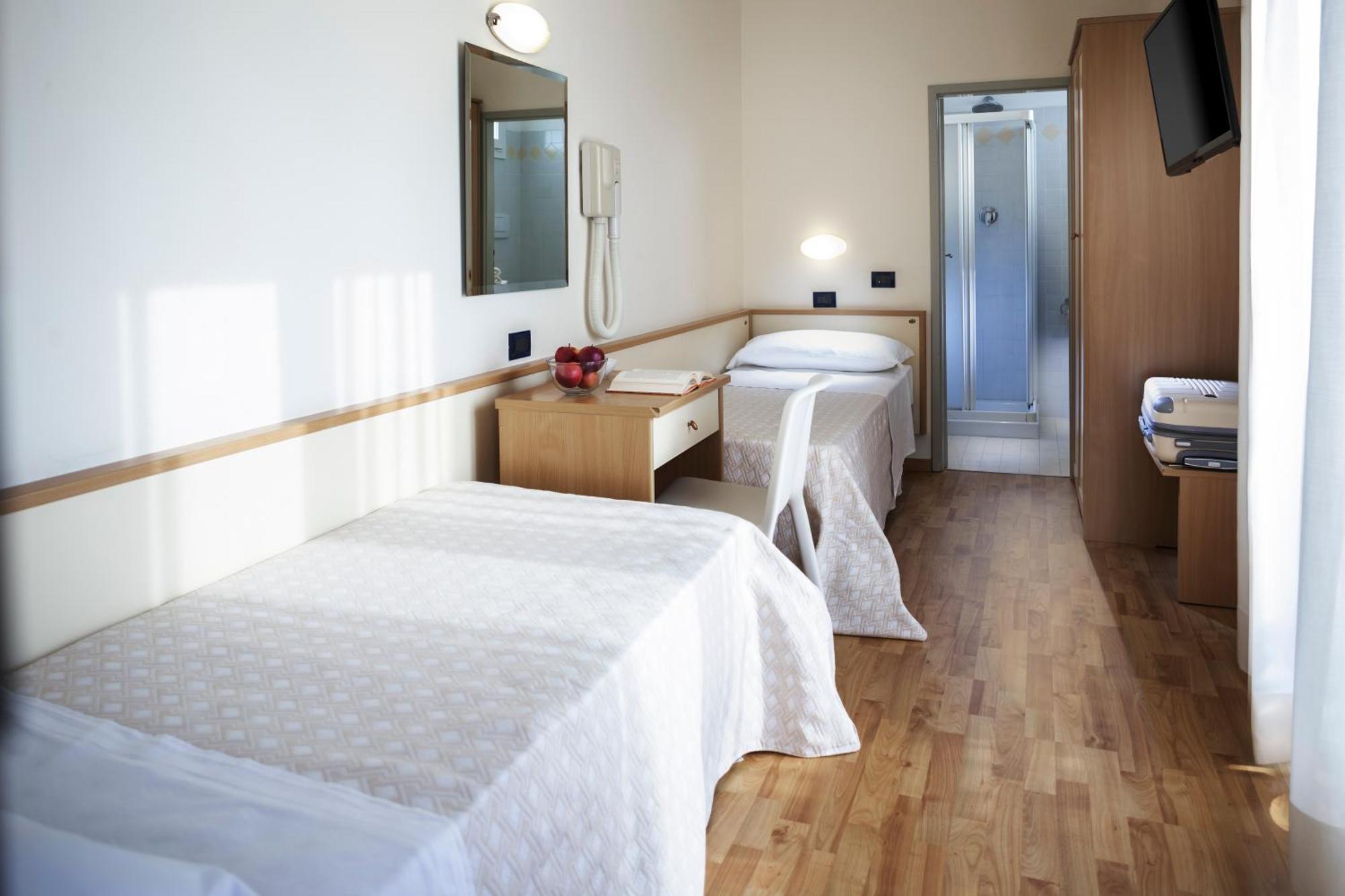 Hotel Baltic Rimini Extérieur photo