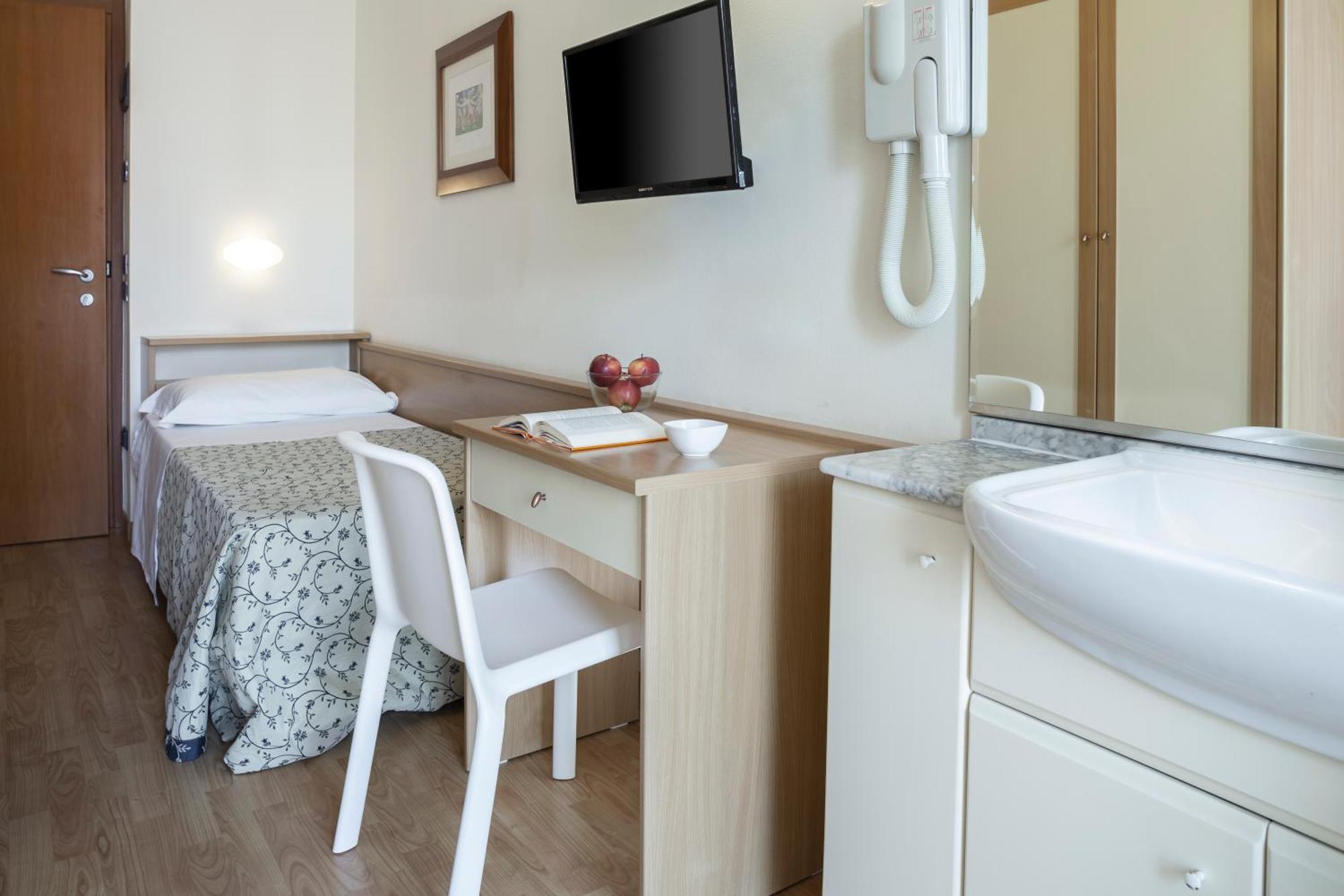 Hotel Baltic Rimini Extérieur photo